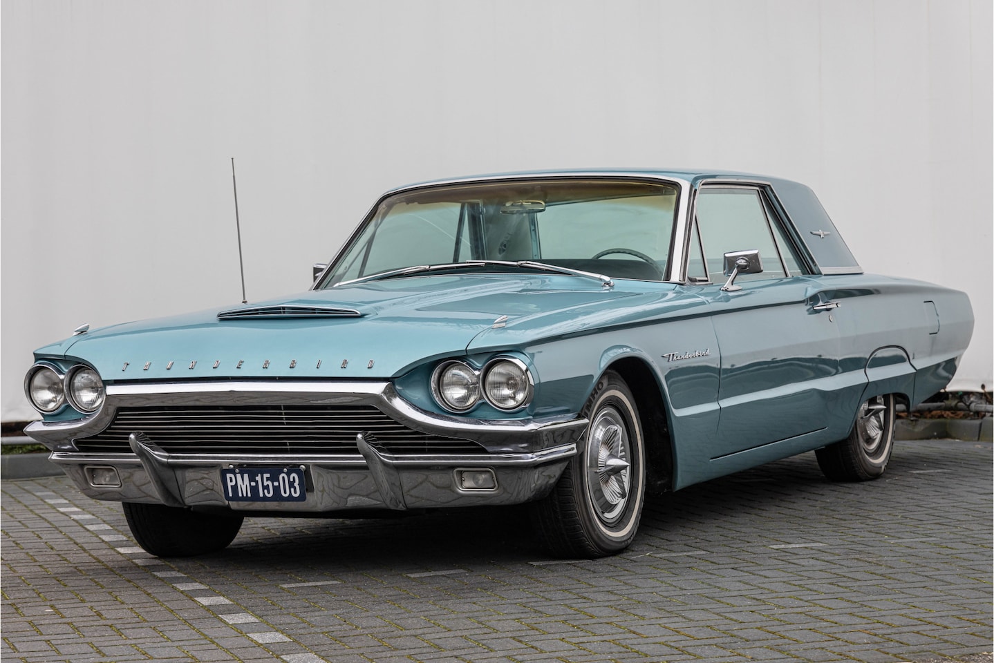 Ford Thunderbird - 390 CI - AutoWereld.nl