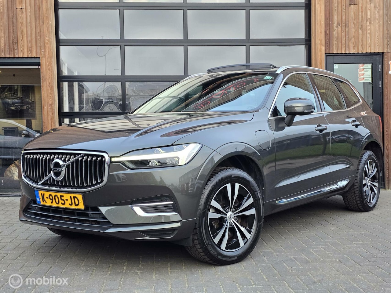 Volvo XC60 - 2.0 T6 RECHARGE AWD PANODAK ACC CAMERA CARPLAY BTW - AutoWereld.nl