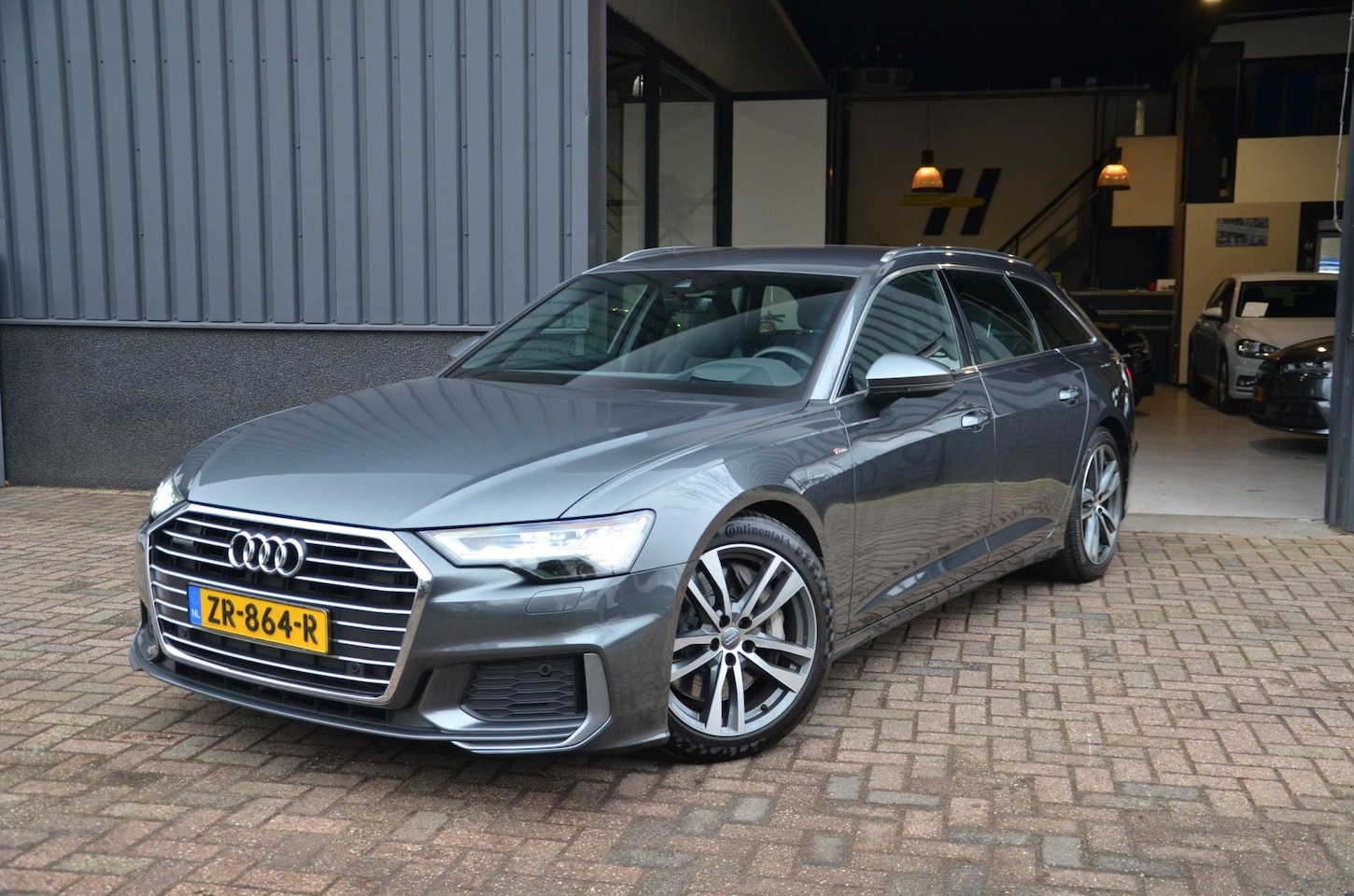 Audi A6 Avant - 55 TFSI 340PK V6 quattro Sport S-line, Matrix, Luchtvering, HUD, Leder, Hollands NAP - AutoWereld.nl