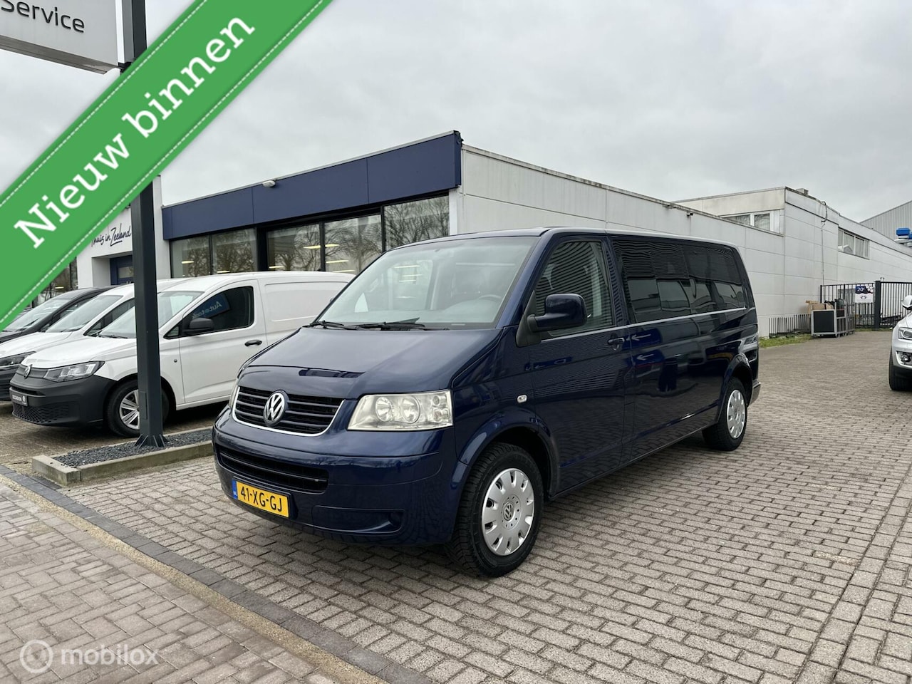 Volkswagen Transporter Kombi - 1.9 TDI Clima Caravelle 9 Per - AutoWereld.nl