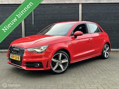 Audi A1 Sportback - 1.2 TFSI S-Line Red Ribbon / S1 bumpers / 45.154 KM 1e eigenaar