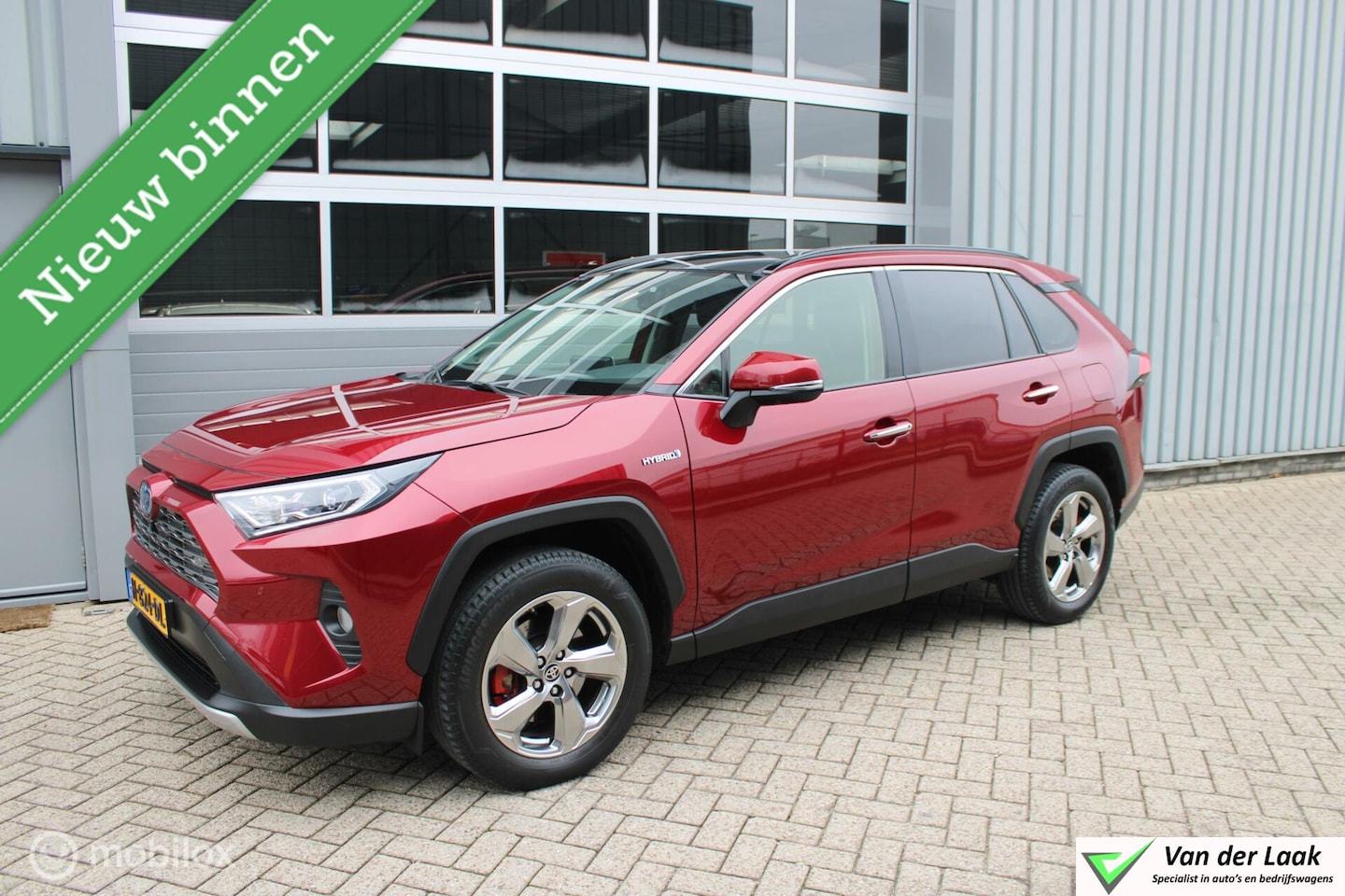 Toyota RAV4 - 2.5 Hybrid AWD Executive | 1e Eigenaar | Panoramadak | NL Auto. - AutoWereld.nl