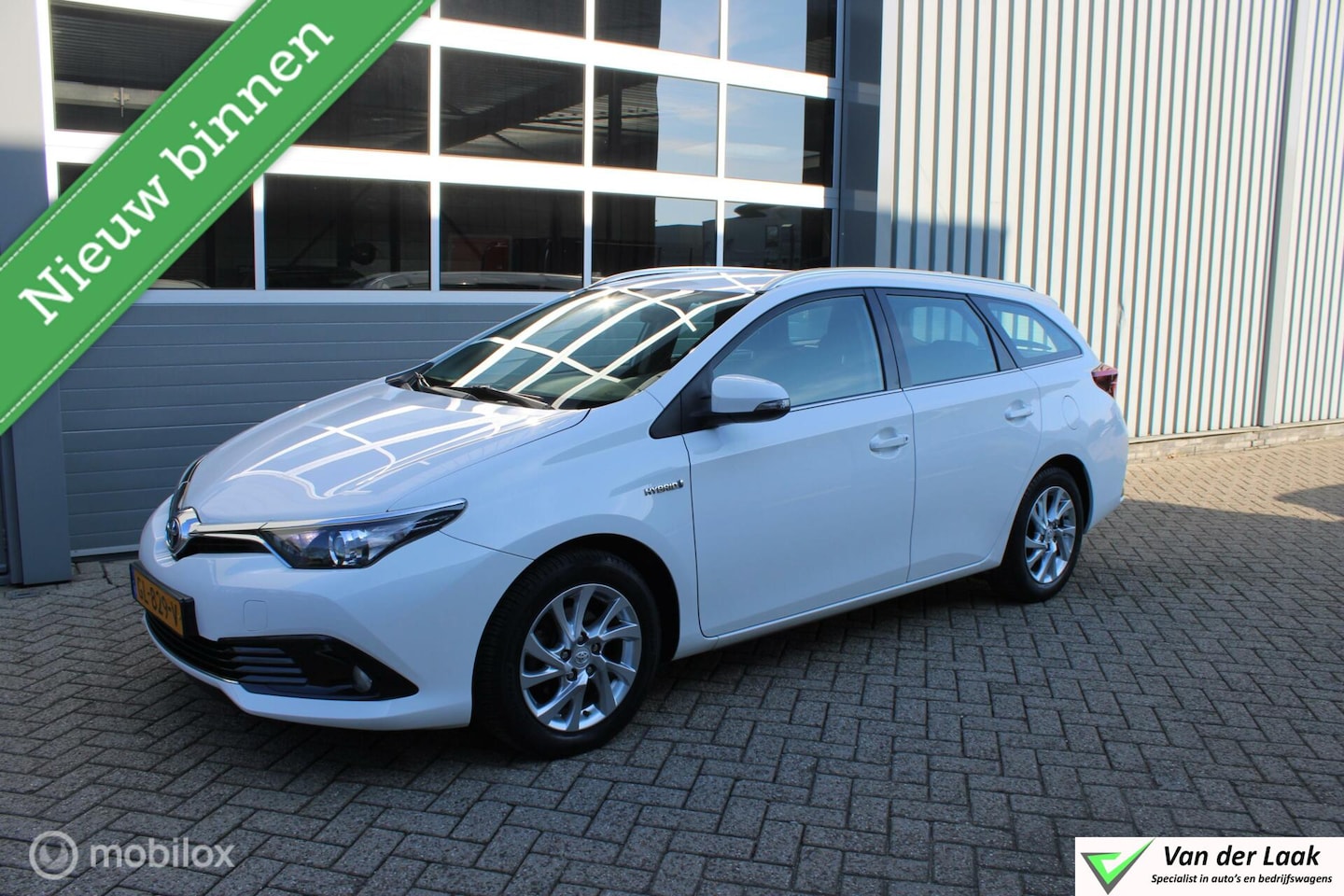 Toyota Auris Touring Sports - 1.8 Hybrid Aspiration 1.8 Hybrid Aspiration - AutoWereld.nl