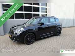 MINI Countryman - 1.5 Cooper Chili | leder | Stoelverwarming | Trekhaak | NL Auto