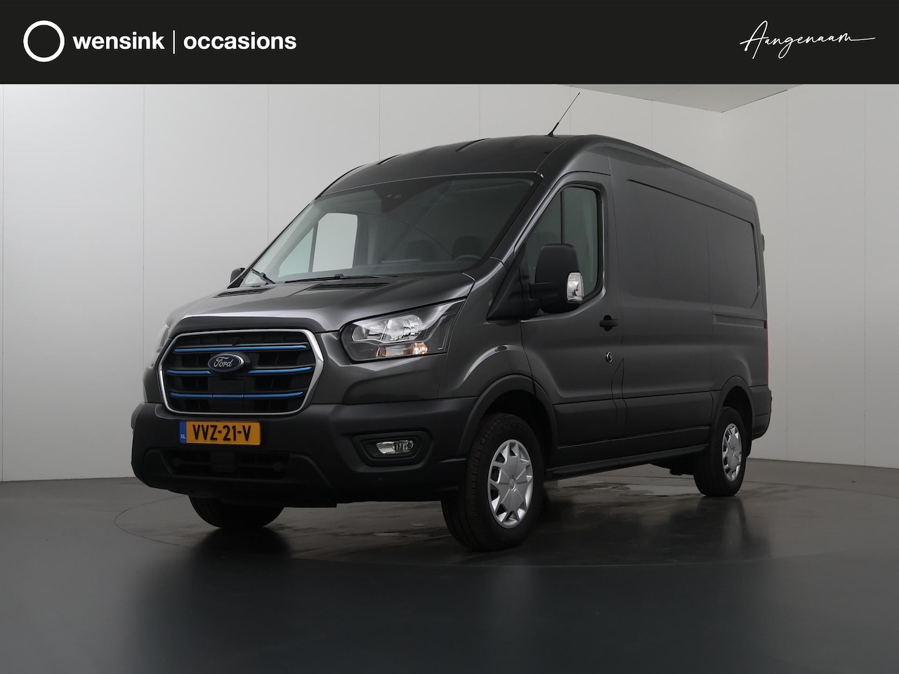 Ford E-Transit - 350 L2H2 Trend 68 kWh Navigatie | Carplay | 3-zits | Parkeercamera | 317 KM Bereik | - AutoWereld.nl