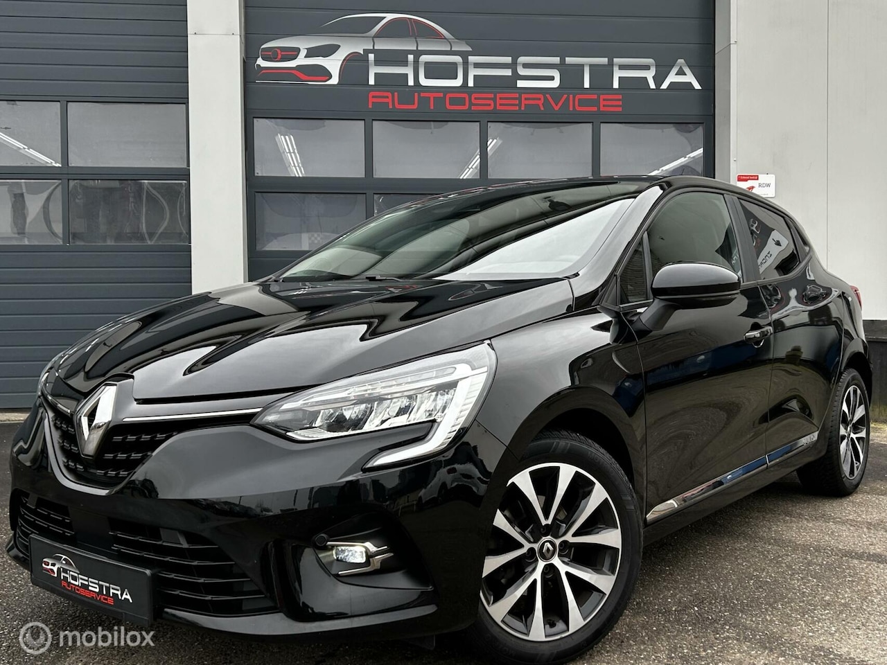 Renault Clio - 1.0 TCe Zen Led DAB Black-Line Navi pdc Nap LCI - AutoWereld.nl