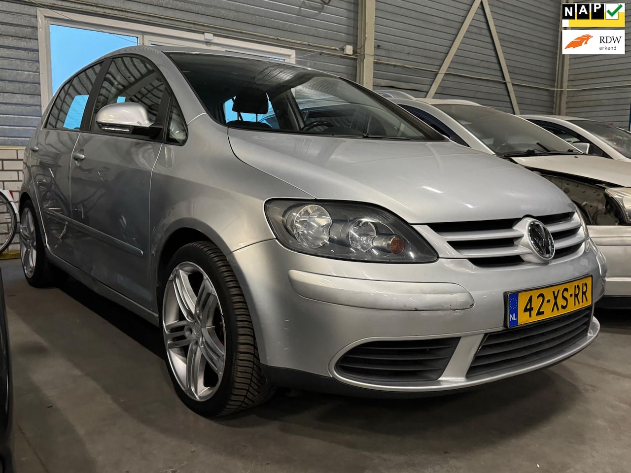 Volkswagen Golf Plus - 1.9 TDI Optive 3 AUTOMAAT/AIRCO - AutoWereld.nl