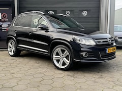 Volkswagen Tiguan - 2.0 TSI Sport&Style 4Motion R-Line - Automaat - Panodak - Trekhaak - Navi - Xenon