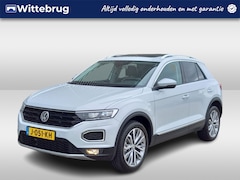 Volkswagen T-Roc - 1.5 TSI 150 pk Sport DSG/ Metallic LED, digitale cockpit, Panoramadak, 18 LMV