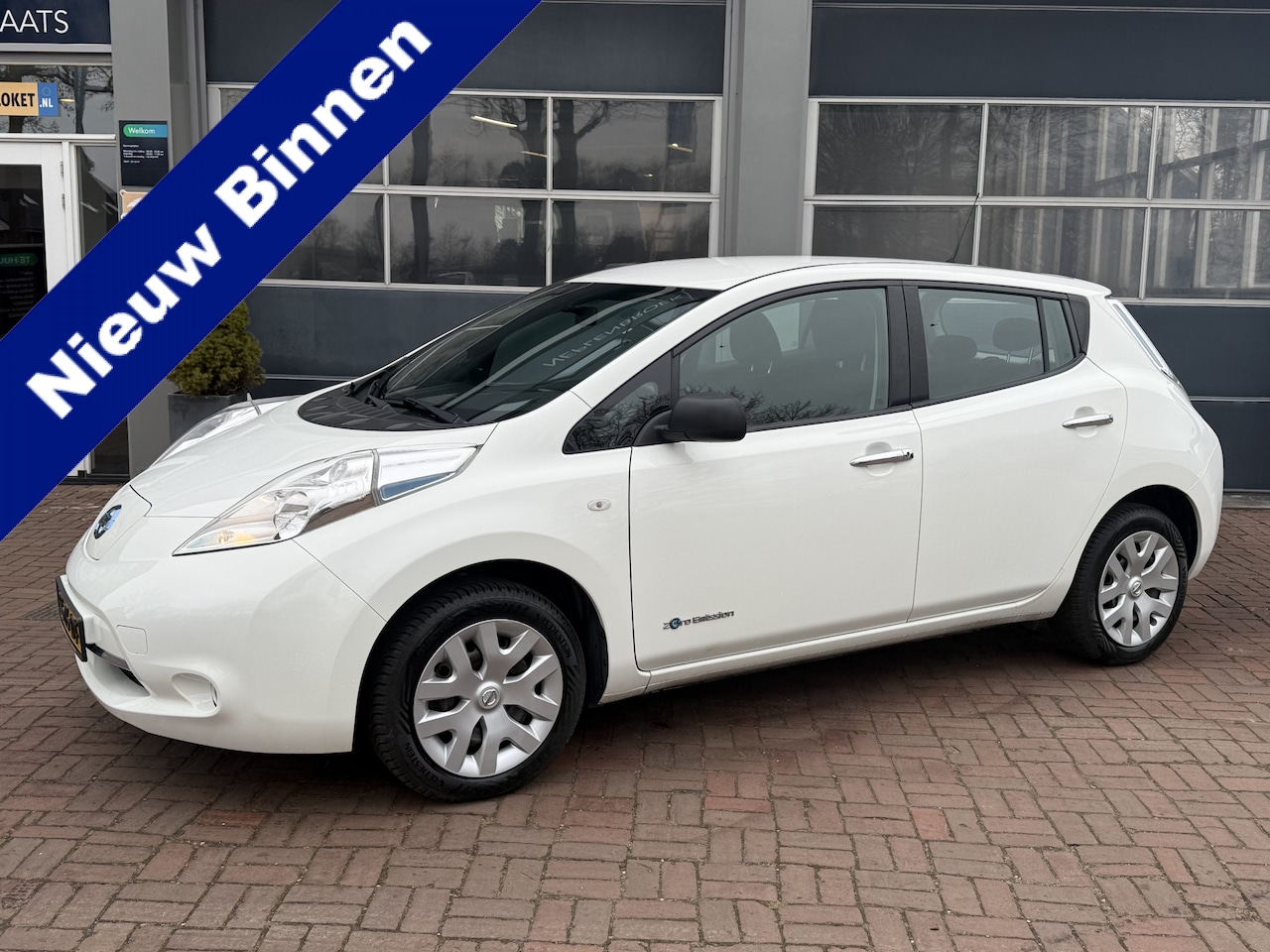 Nissan LEAF - Tekna Limited Edition 24 kWh NAP VEEL OPTIES! Dealer onderhouden 2016 km 43.047 - AutoWereld.nl