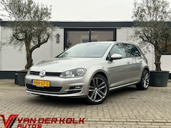 Volkswagen Golf - 1.2 TSI R-Line Navi CarPlay Cruise Climate