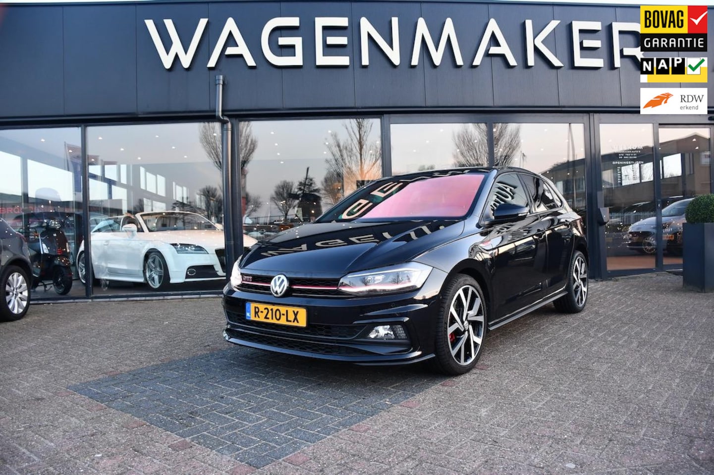 Volkswagen Polo - 2.0 TSI GTI AUT|Nav|Cam|Acc|Carplay|DealerOH - AutoWereld.nl