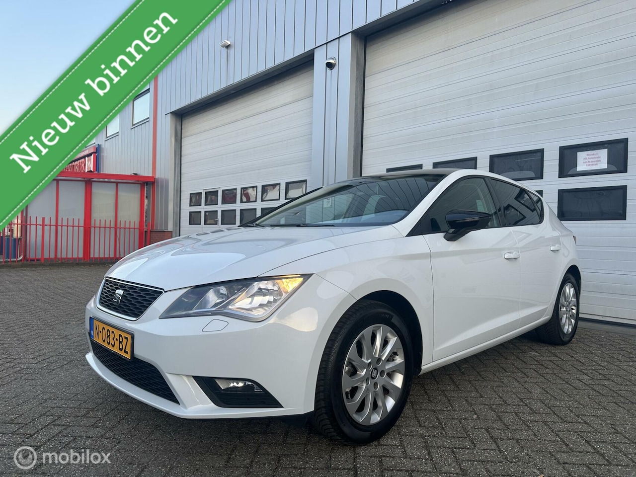 Seat Leon - 1.2 TSI Style 1.2 TSI Style - AutoWereld.nl