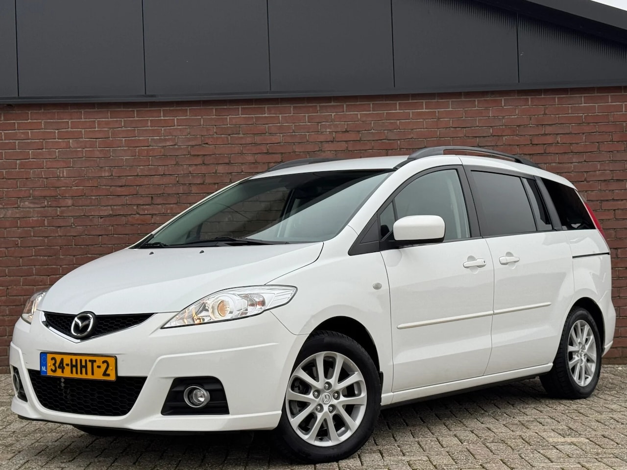 Mazda 5 - 1.8 TS PLUS 7-PERSOONS | NL-AUTO! | TREKHAAK! - AutoWereld.nl