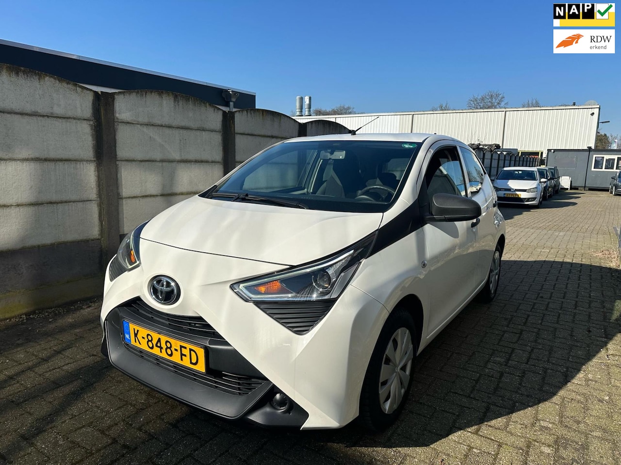 Toyota Aygo - 1.0 VVT-i x-fun AIRCO/ EERSTE EIGENAAR/ DEALER ONDERHOUDEN! - AutoWereld.nl