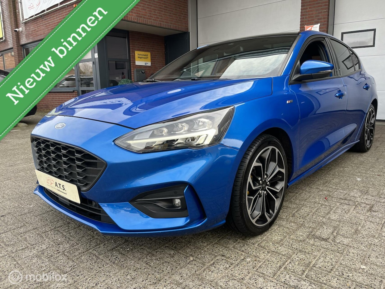 Ford Focus - 1.0 EcoBoost Titanium ACC*LED*PANO-DAK*PDC* - AutoWereld.nl