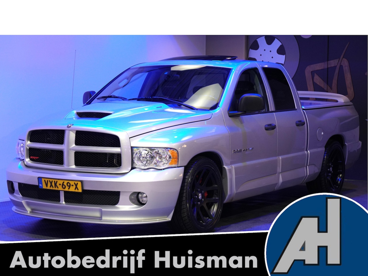 Dodge Ram 1500 - Ram 1500 SRT-10 Viper 54500 miles! 8.3 V10 372kW/506pk Aut. YOUNGTIMER! CLIMA + INFINITY A - AutoWereld.nl