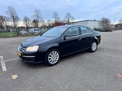 Volkswagen Jetta - 1.6 Comfortline