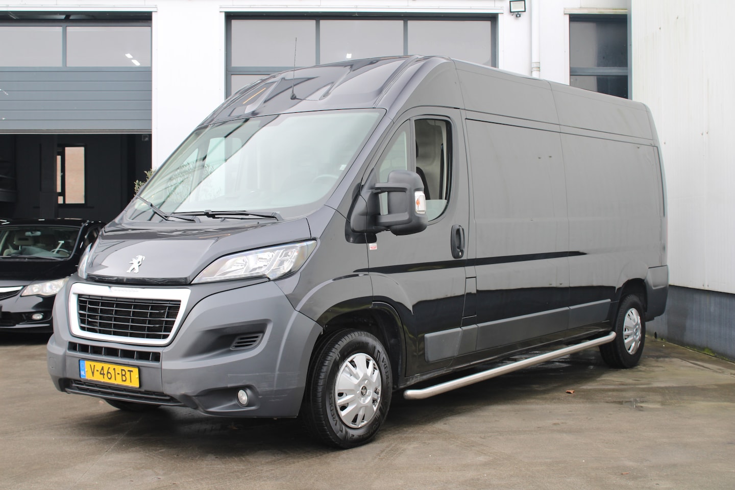 Peugeot Boxer - 333 2.0 BlueHDI L3H2 Premium Pack |Navi|Camera|Cruise| - AutoWereld.nl