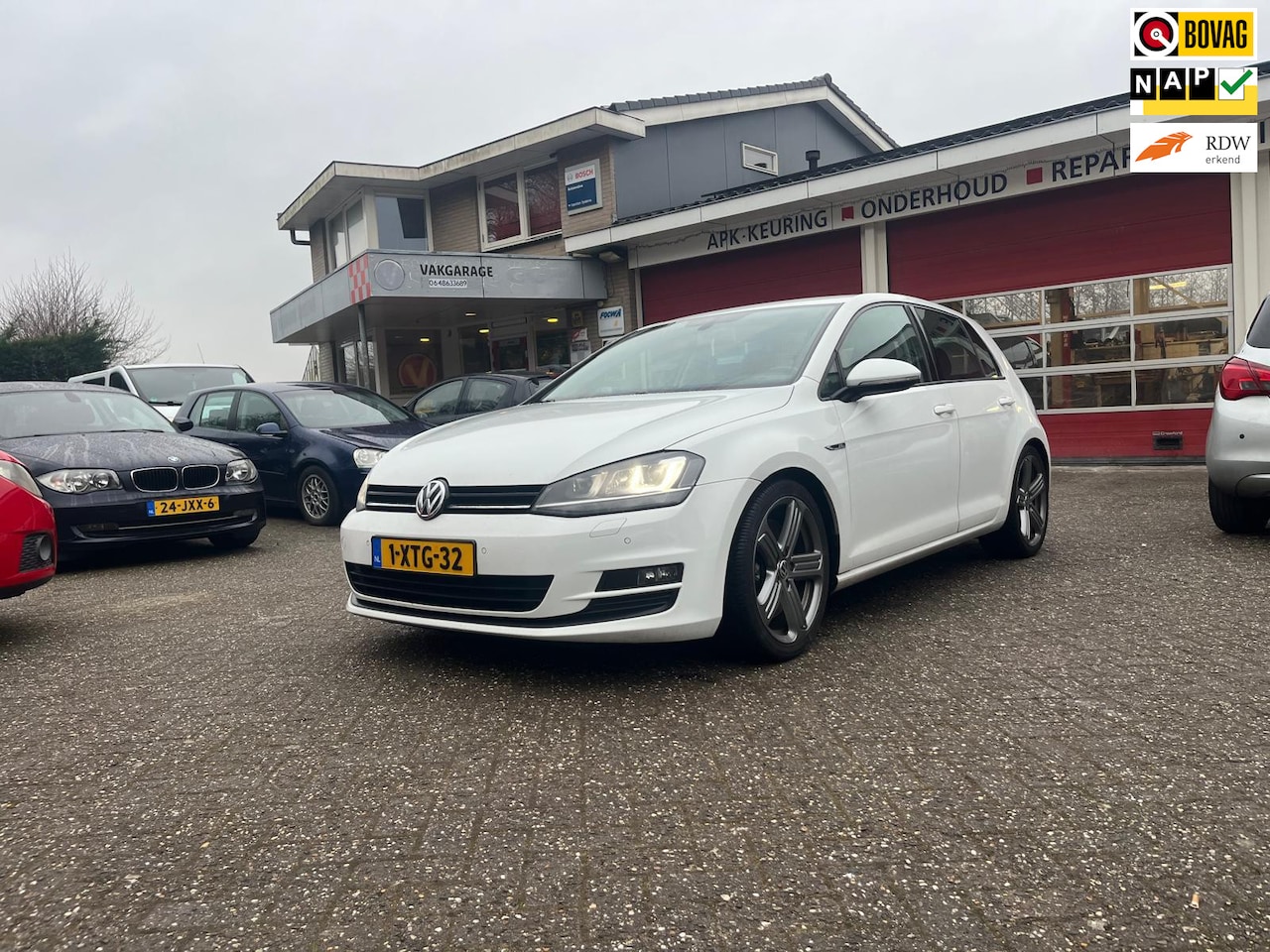 Volkswagen Golf - 1.2 TSI CUP Edition 1.2 TSI CUP Edition - AutoWereld.nl