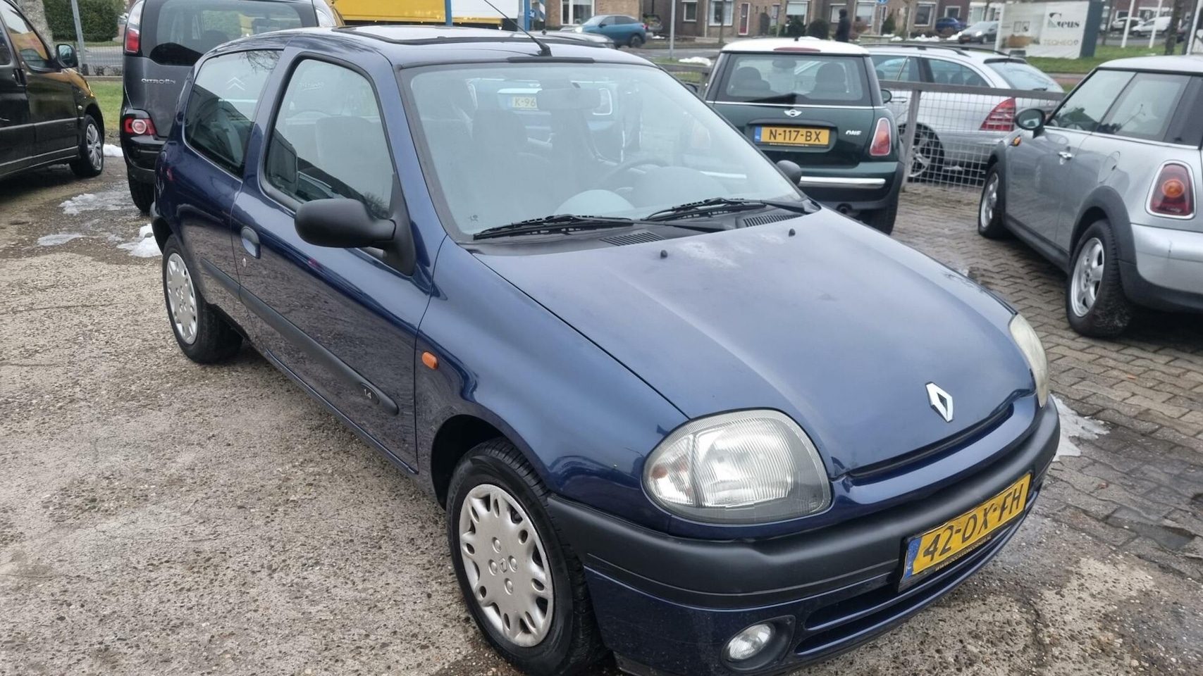 Renault Clio - 1.4 RN - AutoWereld.nl