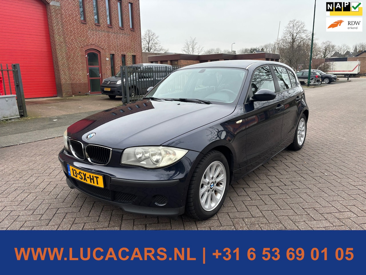 BMW 1-serie - 116i Business Line NETTE AUTO! 2X SLEUTEL! - AutoWereld.nl