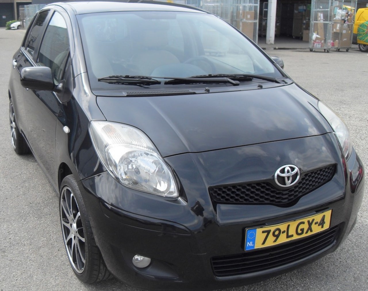 Toyota Yaris - 1.3 VVTi Aspiration 1.3 VVTi aspiration airco - AutoWereld.nl