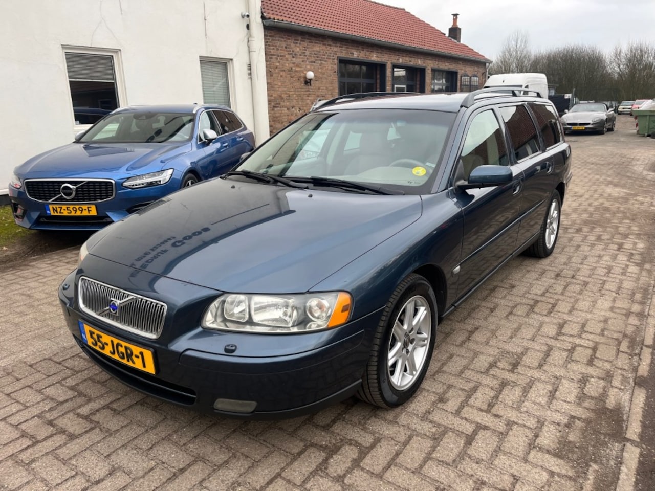 Volvo V70 - 2.5T Edition II - AutoWereld.nl