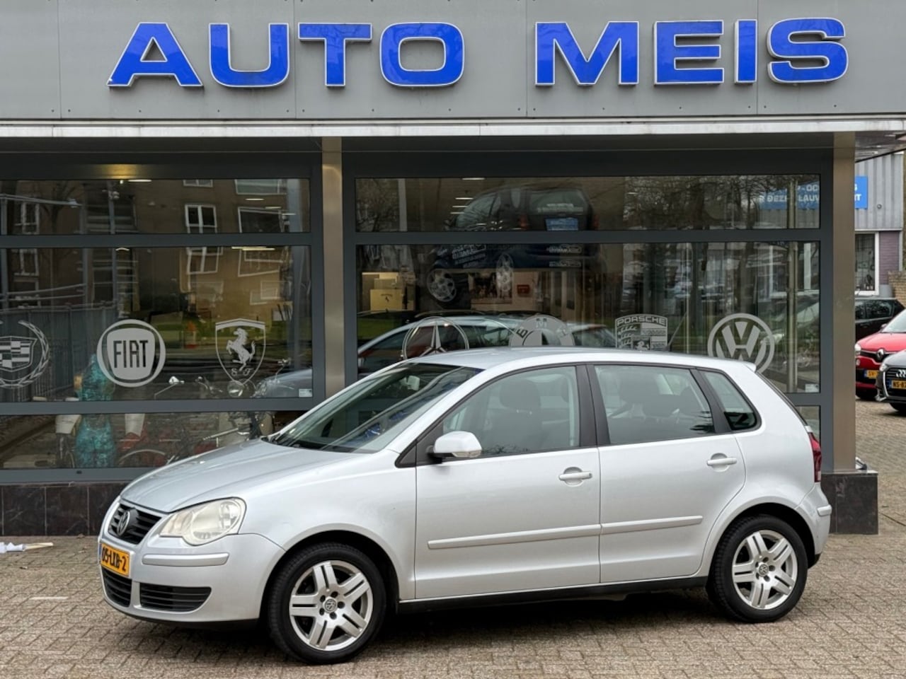 Volkswagen Polo - 1.4-16V Comfortline Stoelverwarming - AutoWereld.nl