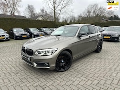 BMW 1-serie - 116i Sport|18 inch|Navigatie|Cruise control|Climate control|Stoelverw.|Nette staat