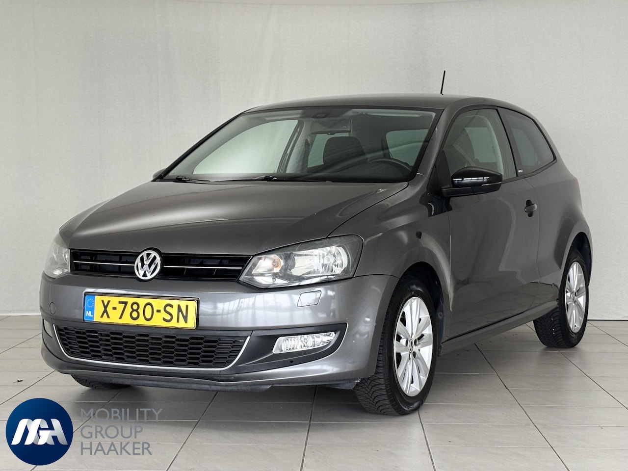 Volkswagen Polo - 1.2 Easyline I Airconditioning I Cruise Control I Parkeersensoren I Stoelverwarming - AutoWereld.nl