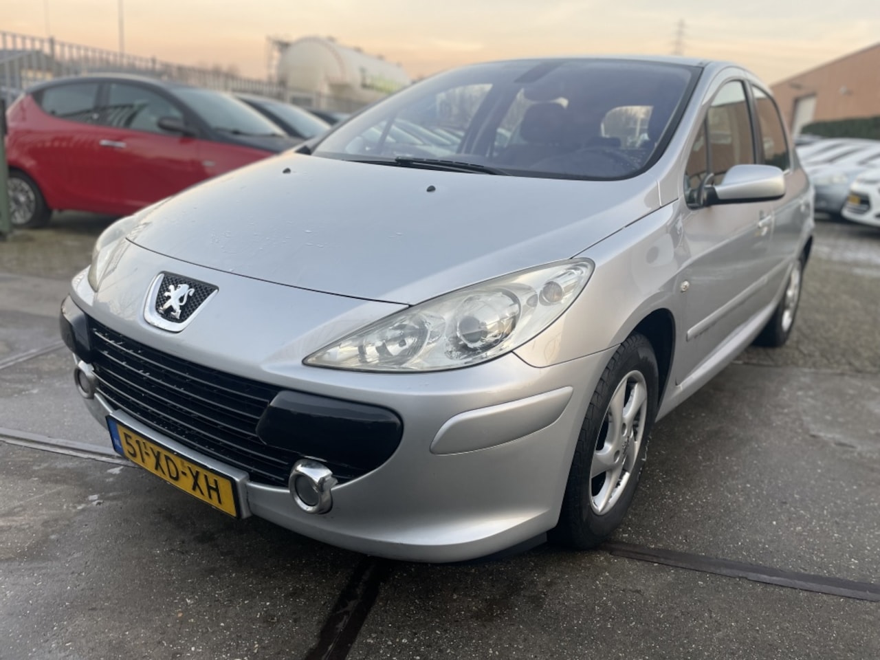 Peugeot 307 - 1.4-16V Premium CLIMA!NWE APK! - AutoWereld.nl