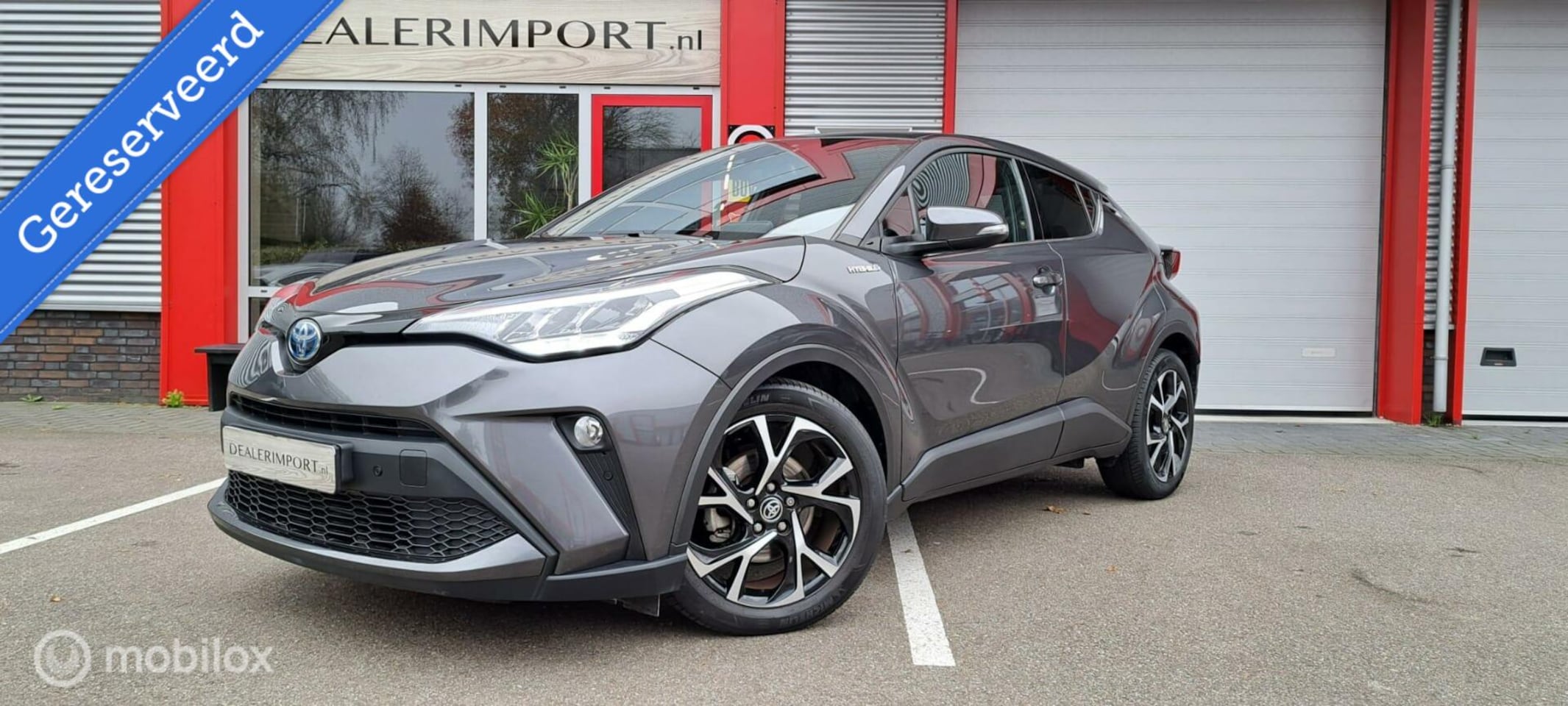 Toyota C-HR - 1.8 Hybrid Dynamic Limited / Apple Carplay-Android / LED / Camera - AutoWereld.nl