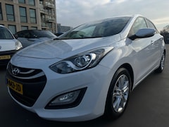 Hyundai i30 - 1.4 Clima Cruise PDC Goed Onderhouden auto