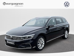 Volkswagen Passat Variant - 1.4 TSI DSG6 GTE Business | PHEV | 218 Pk| Trekhaak | ACC | Pano | Elec. A-Klep | ERGO |