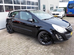 Opel Corsa - 1.4 Cosmo CLIMA CRUISE PARKEER S. LM VELGEN