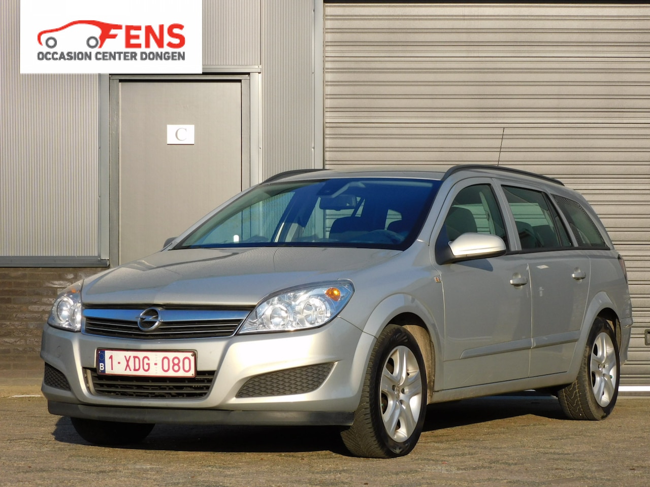 Opel Astra - 1.7 CDTi Business CLIMA! ZOMER + WINTERSET! BELGISCH KENTEKEN! LM VELGEN! TREKHAAK! - AutoWereld.nl