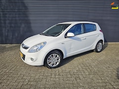 Hyundai i20 - - 1.4i DynamicVersion | 5DRS | 2009 | AIRCO | NAP