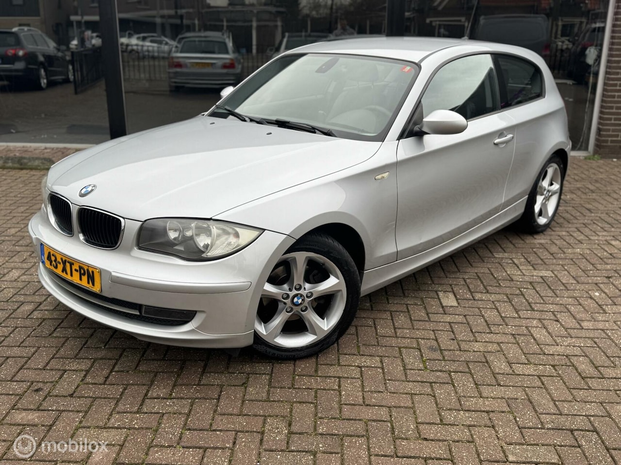 BMW 1-serie - 118i High Executive 118i High Executive - AutoWereld.nl