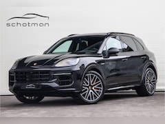 Porsche Cayenne - 3.0 E-Hybrid Sport-Design, Pano, Sportstoelen 18-voudig, Bose, Facelift