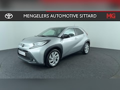 Toyota Aygo X - 1.0 VVT-i MT first