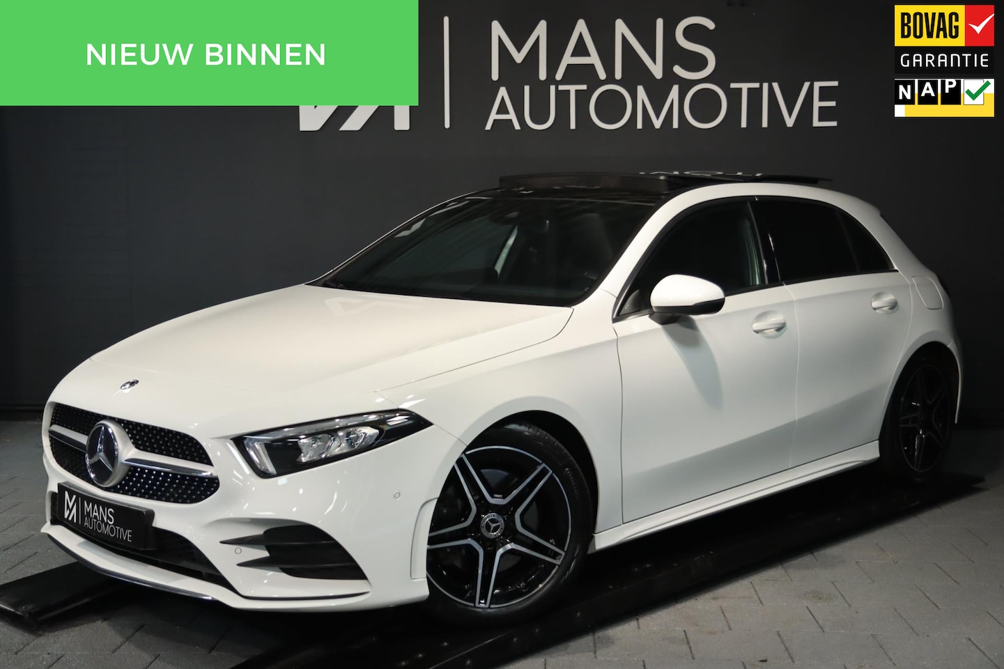 Mercedes-Benz A-klasse - A 220 AMG Line / PANODAK / ALCANTARA / ELEK-TREKHAAK / 18'' - AutoWereld.nl