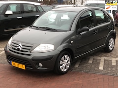 Citroën C3 - 1.4i Ligne Prestige / TREKHAAK/ NIEUWE APK / NETTE AUTO