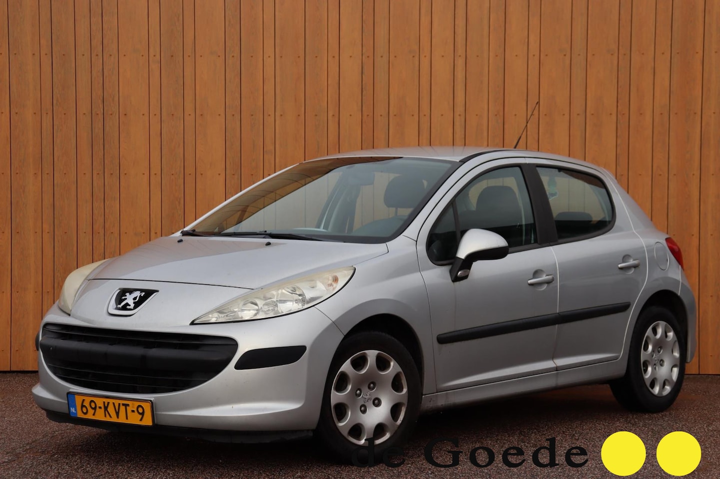 Peugeot 207 - 1.4 XR met nw. apk + koppeling - AutoWereld.nl