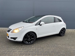 Opel Corsa - 1.2-16V met panoramadak / cruise / lmv / airco