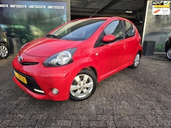 Toyota Aygo - 1.0-12V Sport | 12MND GARANTIE | AIRCO | NW APK | ELEC PAKKET | LMV |