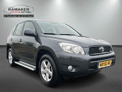 Toyota RAV4 - 2.0 VVTi Executive AWD | Nette auto | Leer | Dealer onderhouden