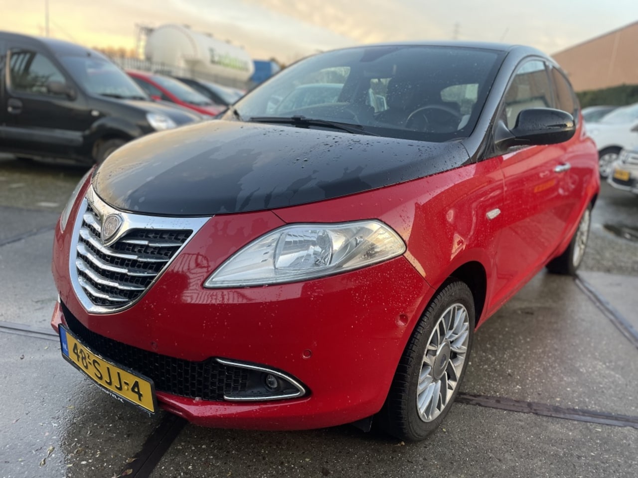 Lancia Y(psilon) - Ypsilon 0.9 TwinAir Platinum AUTOMAAT!!LEER!! - AutoWereld.nl