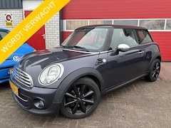 MINI Cooper - 1.6 Chili LEDER / STOELVERW / NAVI / CLIMA / PDC / BLUETOOTH / CRUISE / NL-AUTO