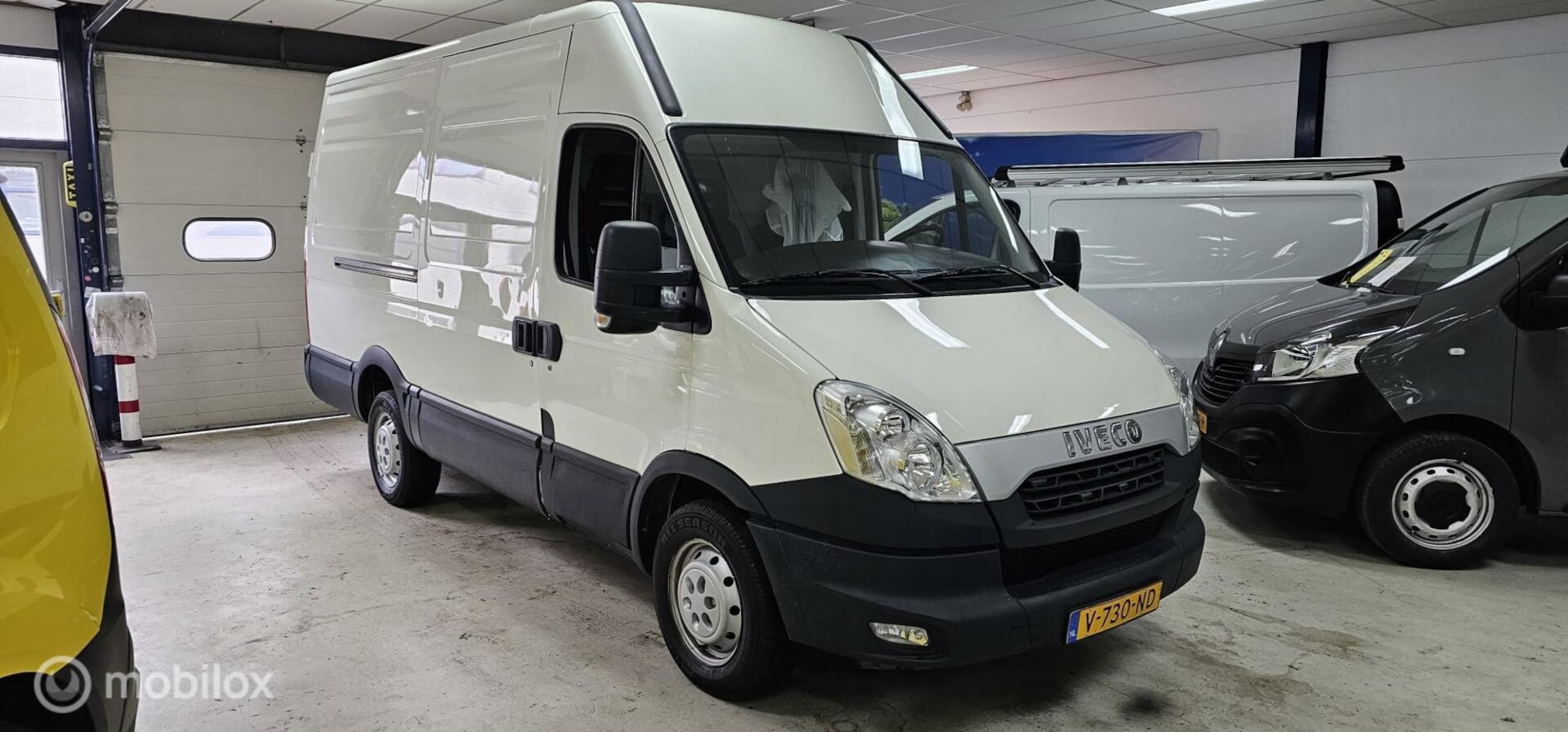 Iveco Daily - 35S13V 330 H2 3500KG Trekgewicht Airco Cruise - AutoWereld.nl